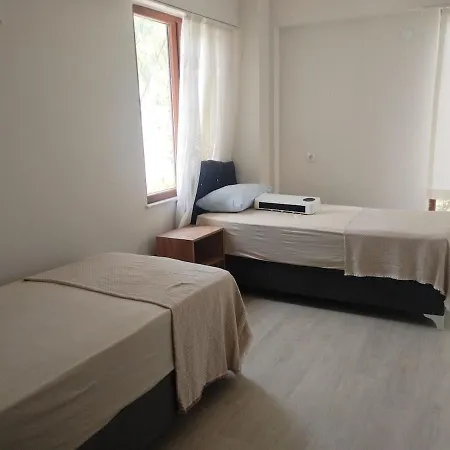 For Women, 100 Meters To The Sea And The Beach, Luxury With Panoramic Views Appartement Kusadası